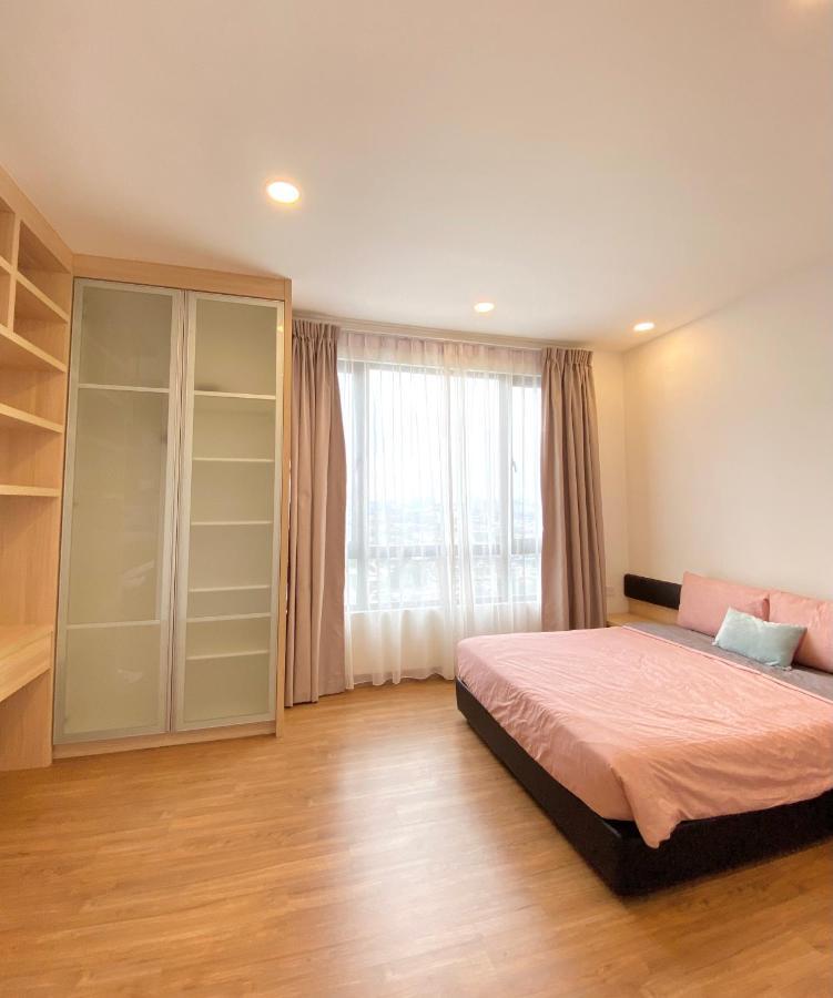 Dream Suite 2 - Landmark Residence 1, High Floor, Nice View, Wi-Fi & Tv Box Kajang Extérieur photo