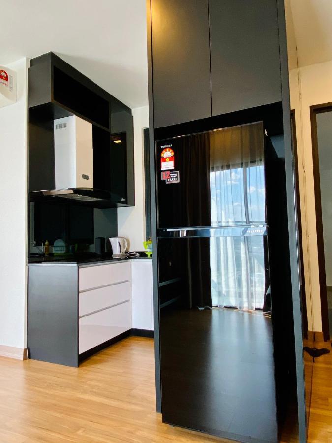 Dream Suite 2 - Landmark Residence 1, High Floor, Nice View, Wi-Fi & Tv Box Kajang Extérieur photo